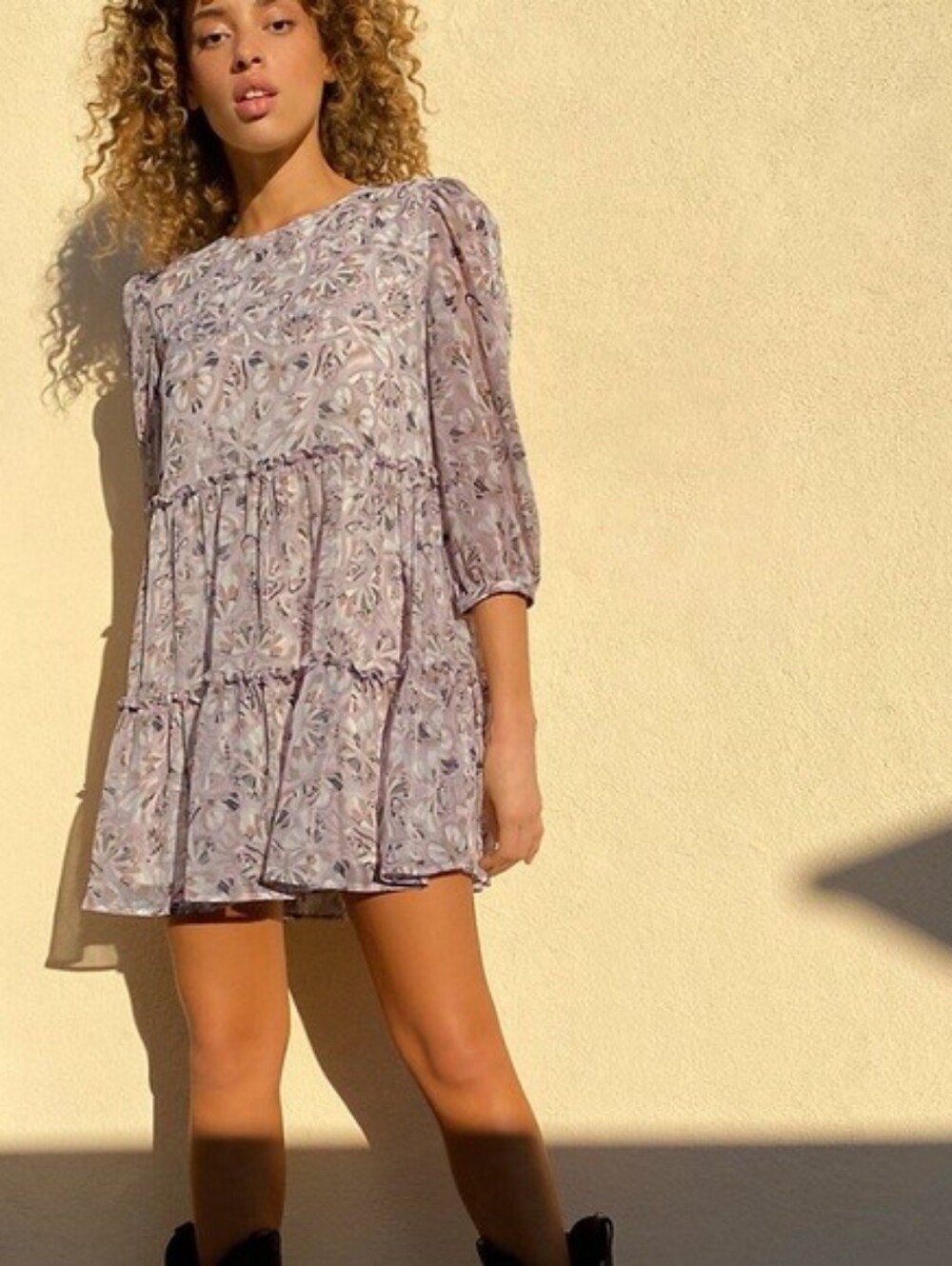Aritzia Sunday Best Lillian Mauve Floral Tiered Baby Doll Dress